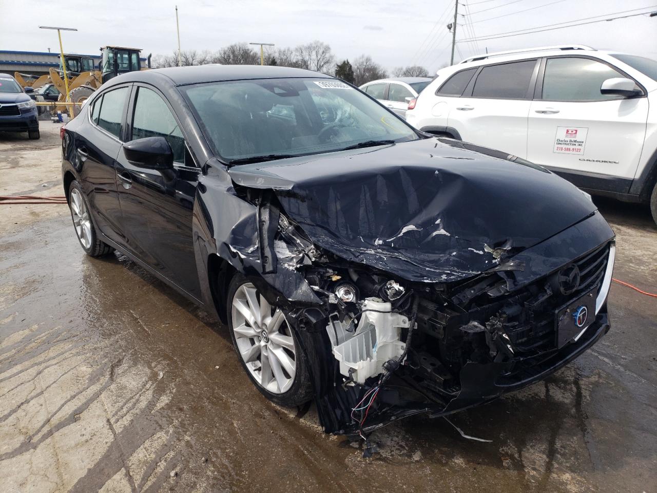 MAZDA 3 TOURING 2017 with VIN 3MZBN1V72HM114092 - Photo from auction