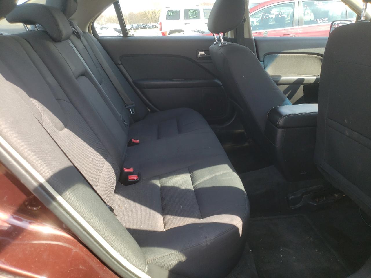Photo 6 from auction – 2012 FORD FUSION with VIN 3FAHP0HA8CR216975