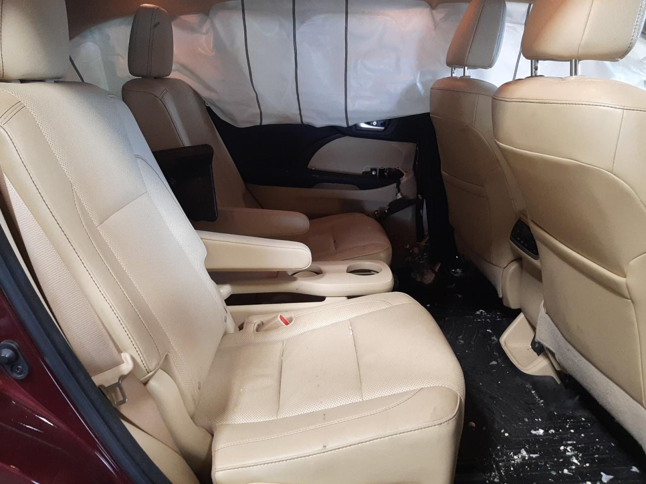 Photo 6 from auction – 2015 TOYOTA HIGHLANDER with VIN 5TDDKRFH3FS182702