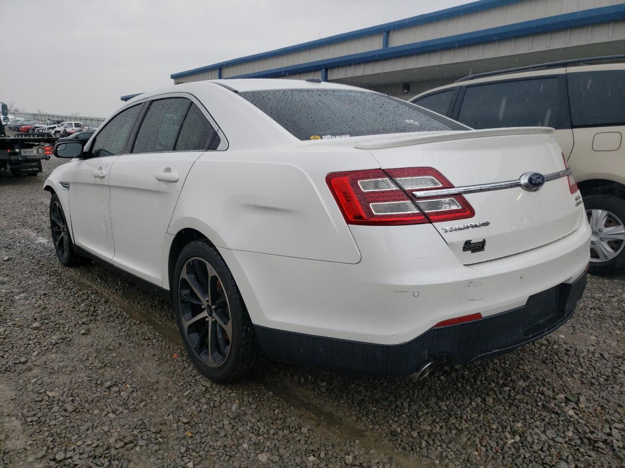 Photo 3 from auction – 2014 FORD TAURUS SEL with VIN 1FAHP2E8XEG107991