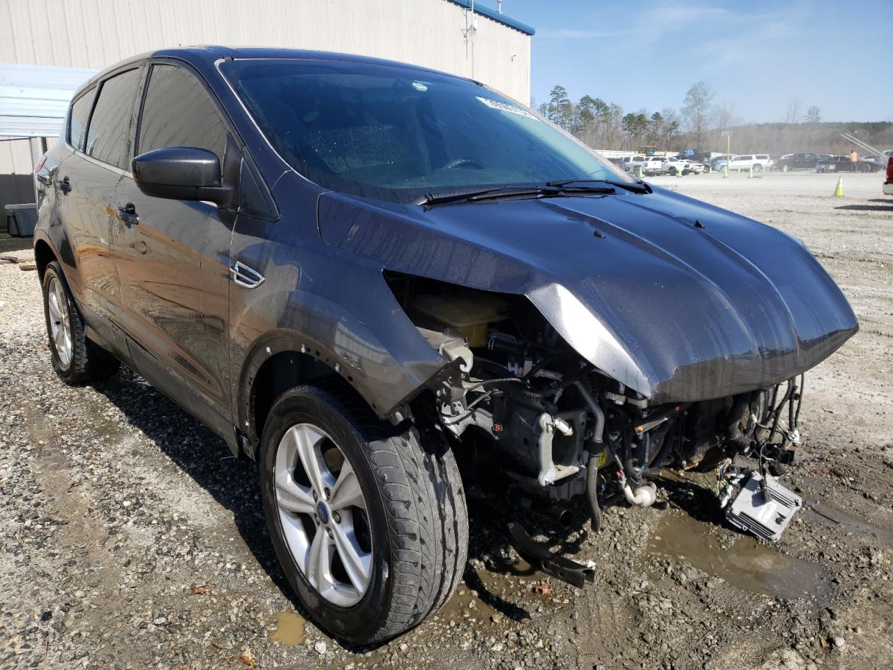 Photo 1 from auction – 2015 FORD ESCAPE SE with VIN 1FMCU0GX3FUB25138