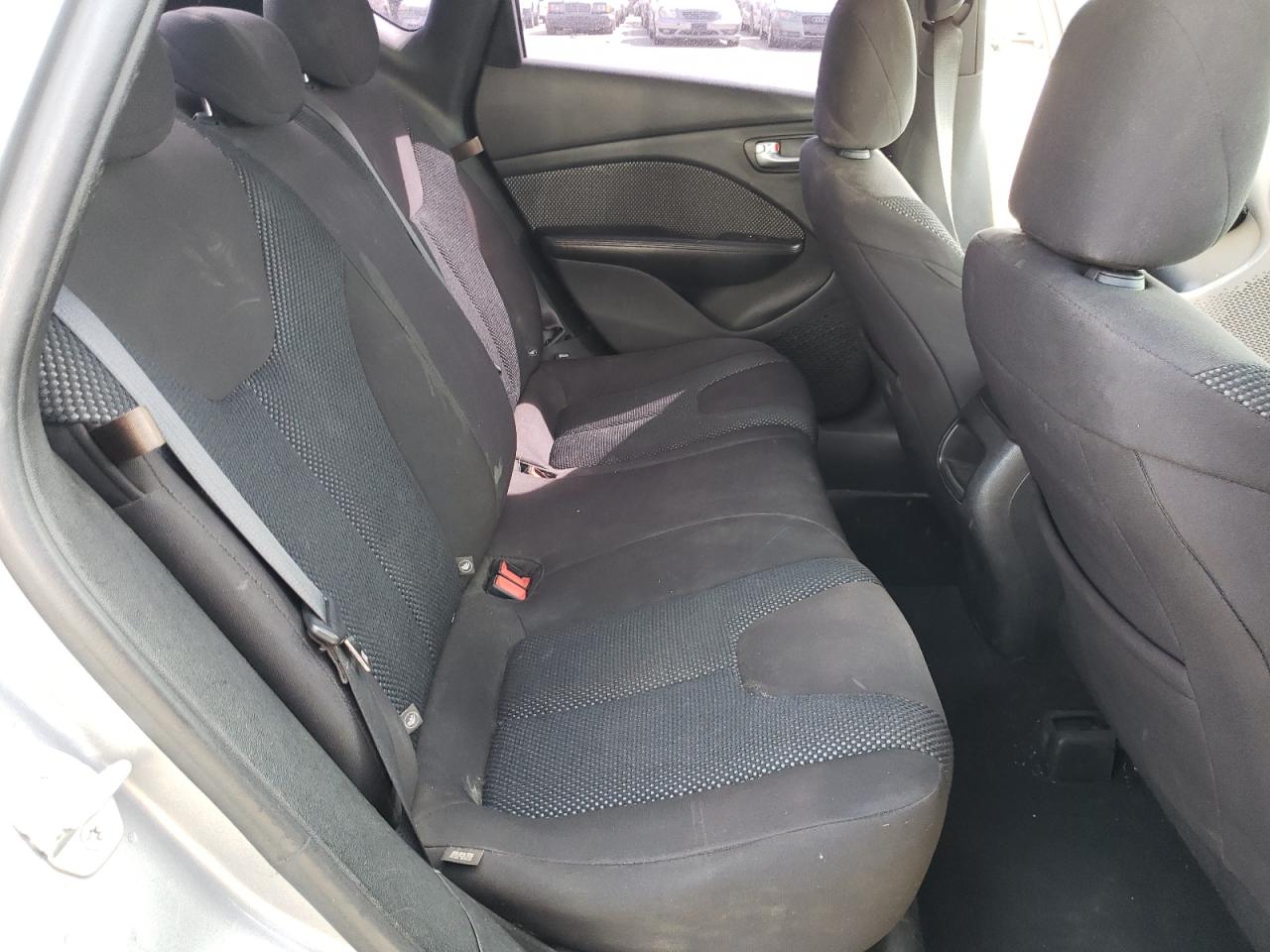 Photo 6 from auction – 2015 DODGE DART SE with VIN 1C3CDFAA2FD310703