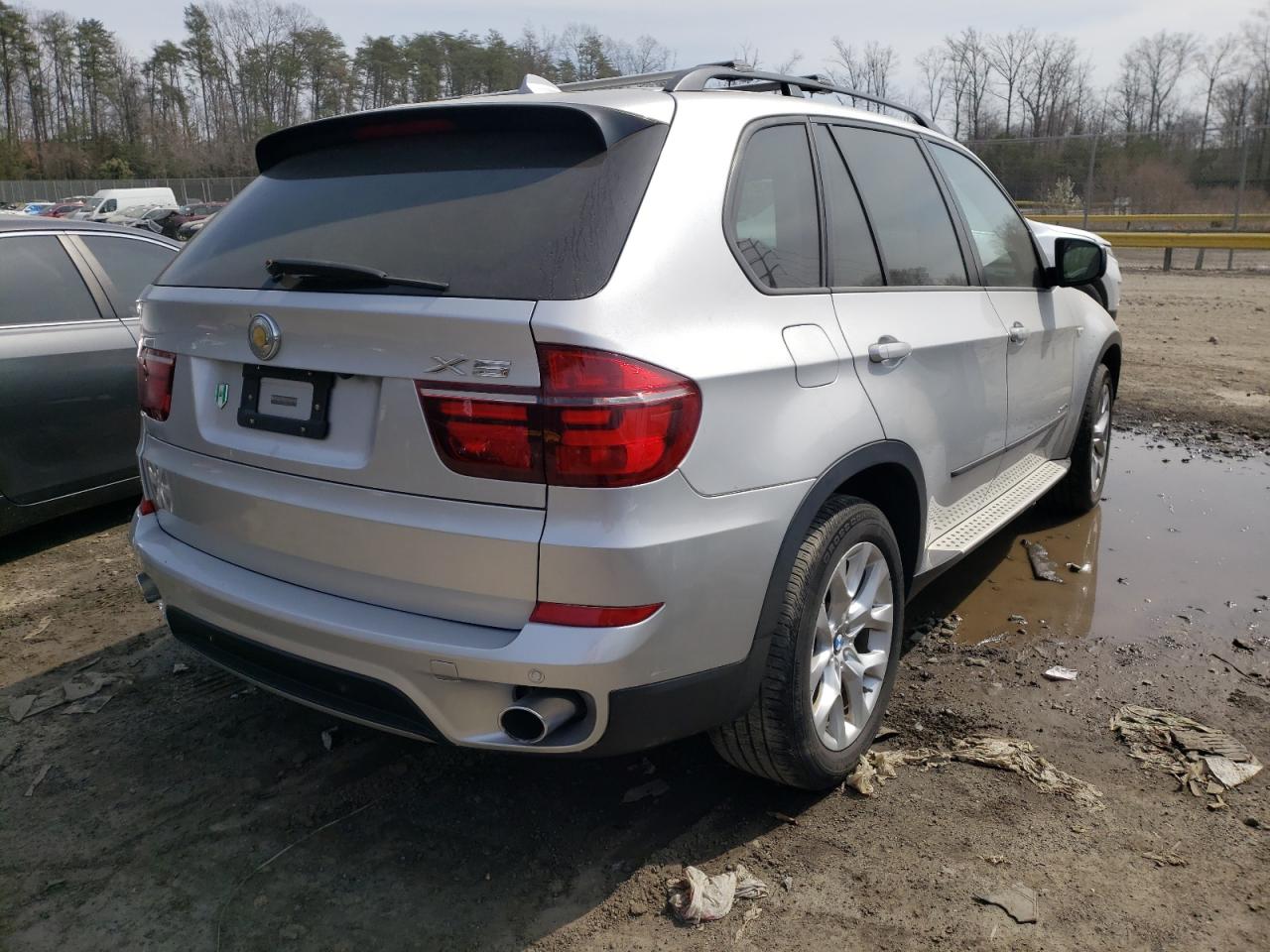 Photo 4 from auction – 2011 BMW X5 XDRIVE3 with VIN 5UXZV4C53BL415496