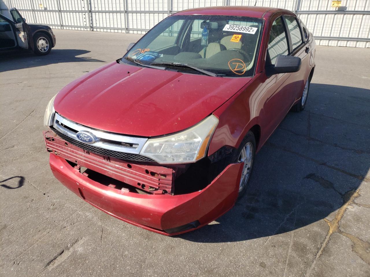 Photo 2 from auction – 2011 FORD FOCUS SE with VIN 1FAHP3FN1BW115344