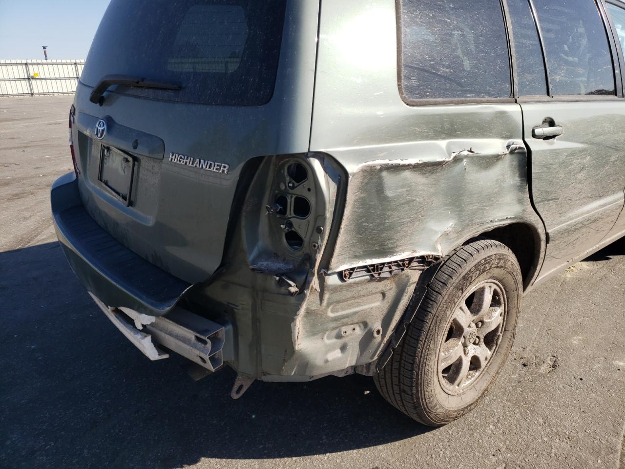 Photo 9 from auction – 2006 TOYOTA HIGHLANDER with VIN JTEEP21AX60177454