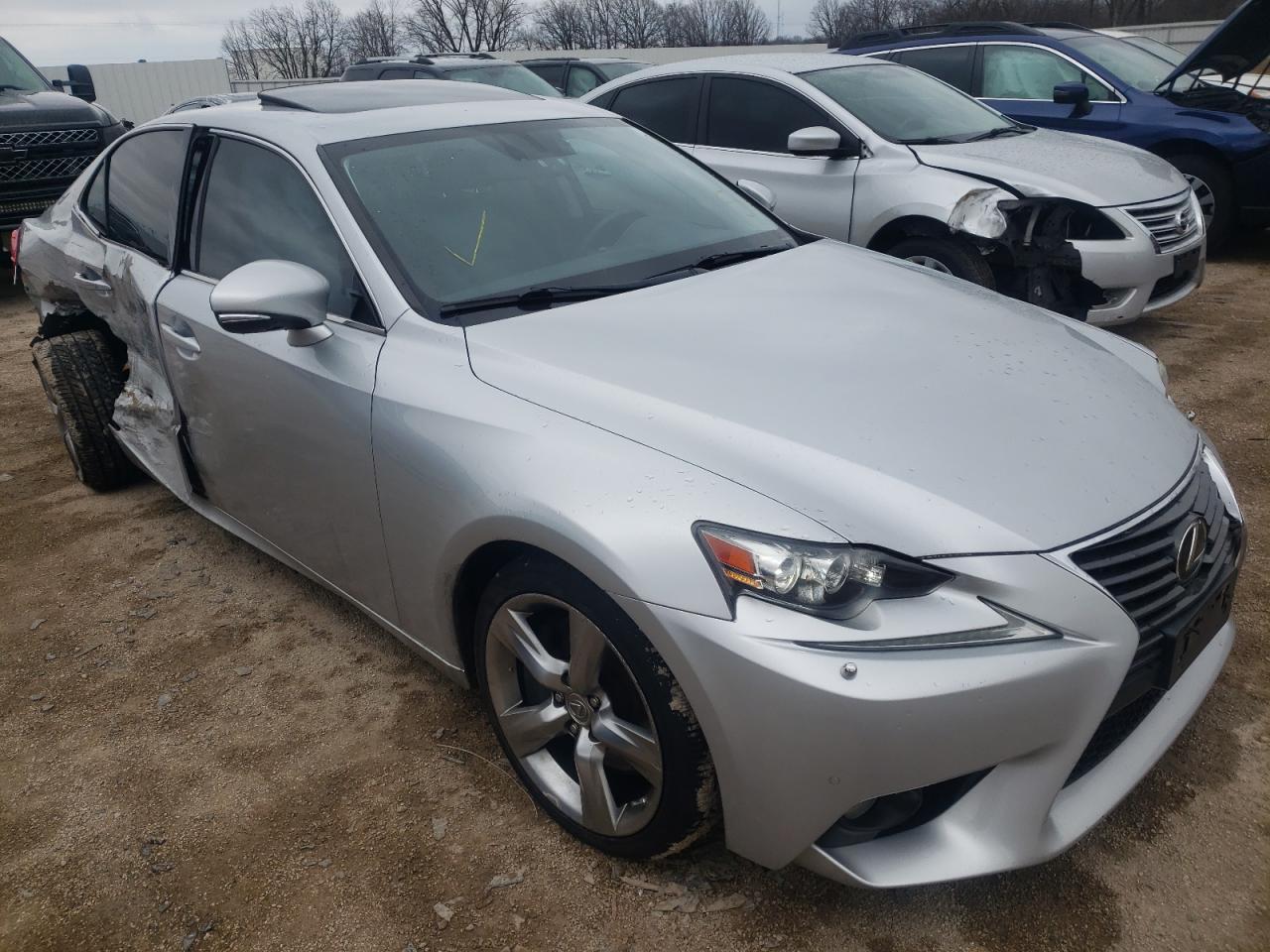 LEXUS IS 350 2014 with VIN JTHCE1D20E5000752 - Photo from auction