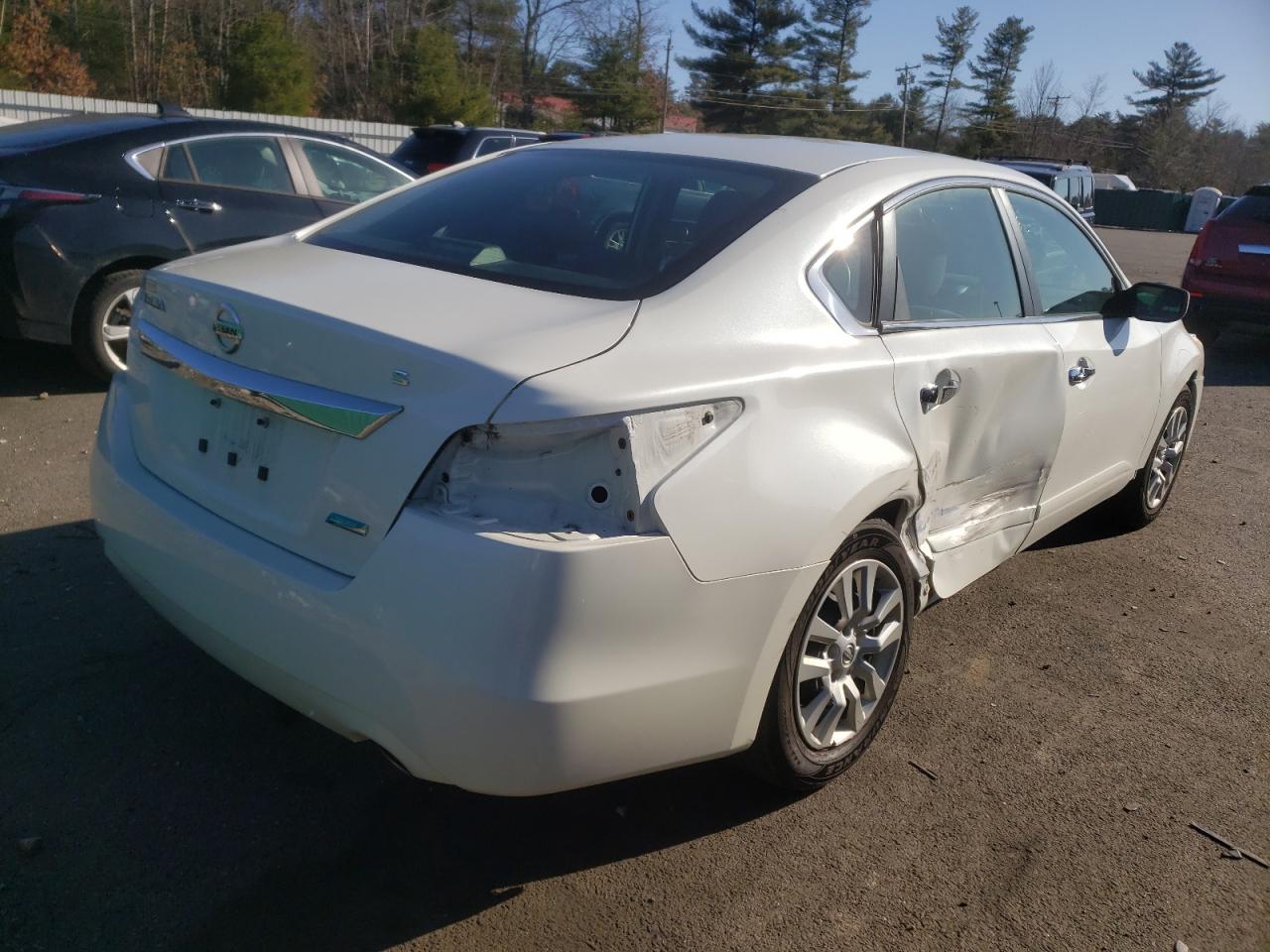 Photo 4 from auction – 2014 NISSAN ALTIMA 2.5 with VIN 1N4AL3AP4EN356041