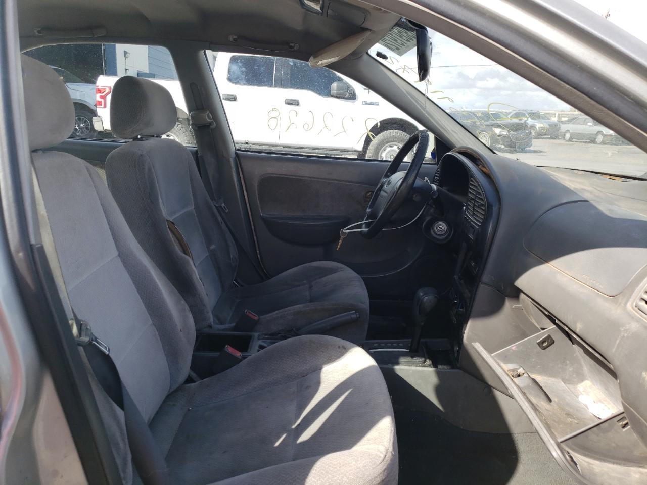 Photo 5 from auction – 2002 KIA SPECTRA GS with VIN KNAFB161325061162