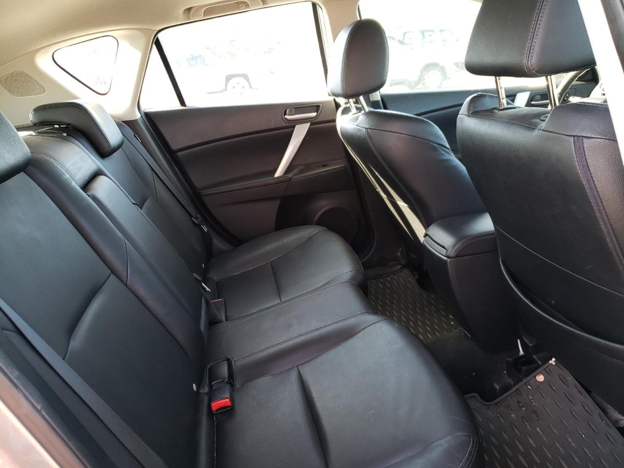 Photo 6 from auction – 2010 MAZDA 3 S with VIN JM1BL1H61A1154047