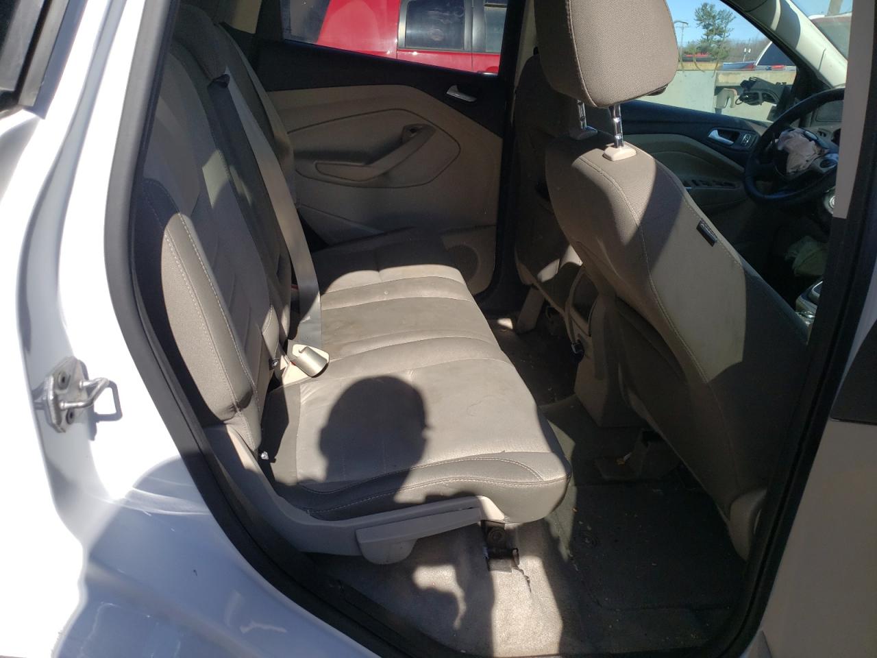 Photo 6 from auction – 2014 FORD ESCAPE SE with VIN 1FMCU0GX2EUB33505