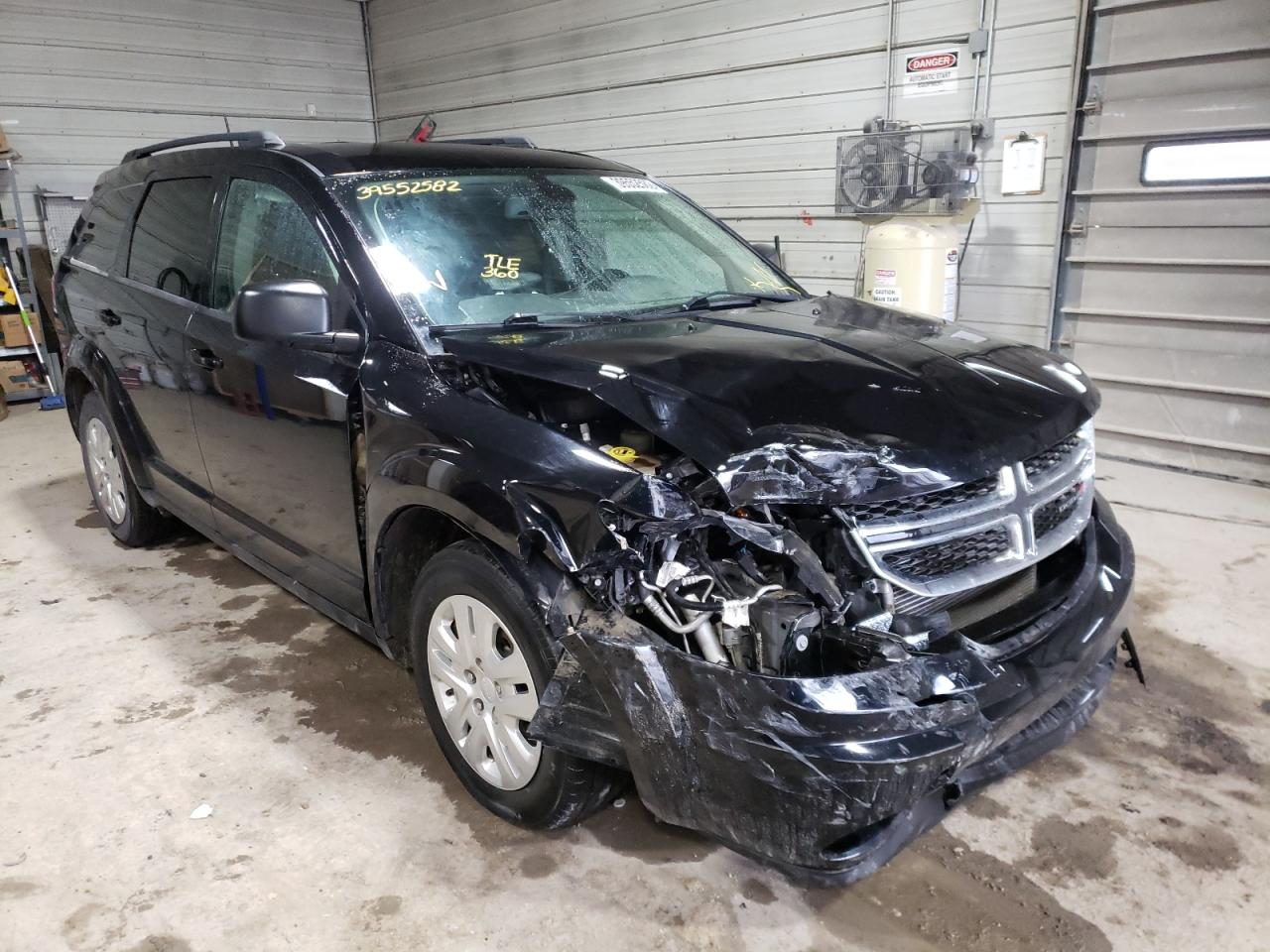 DODGE JOURNEY SE 2018 with VIN 3C4PDCAB9JT506290 - Photo from auction