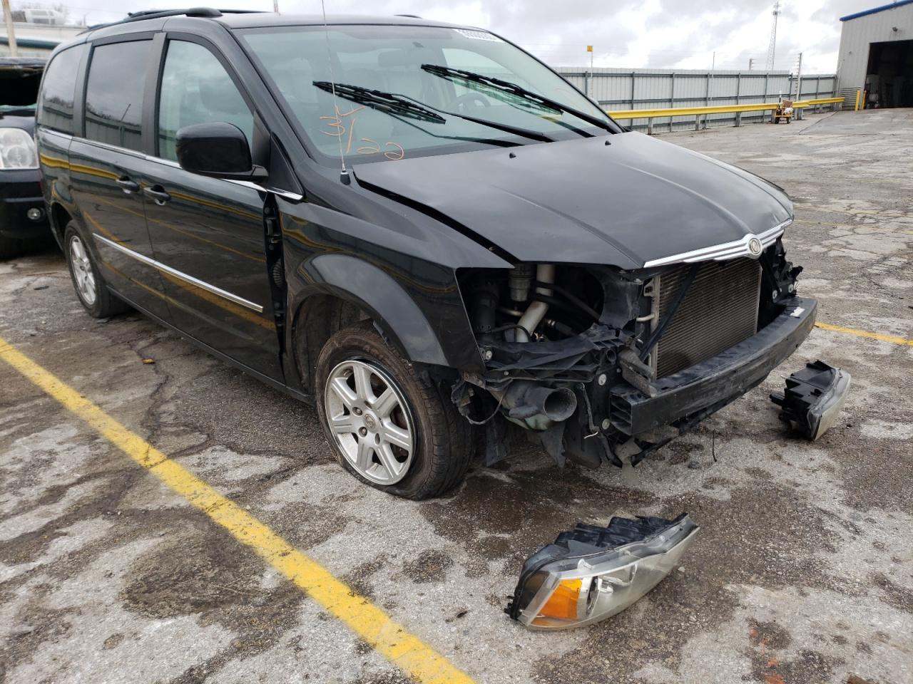 Photo 1 from auction – 2010 CHRYSLER TOWN & COU with VIN 2A4RR8DX6AR456587
