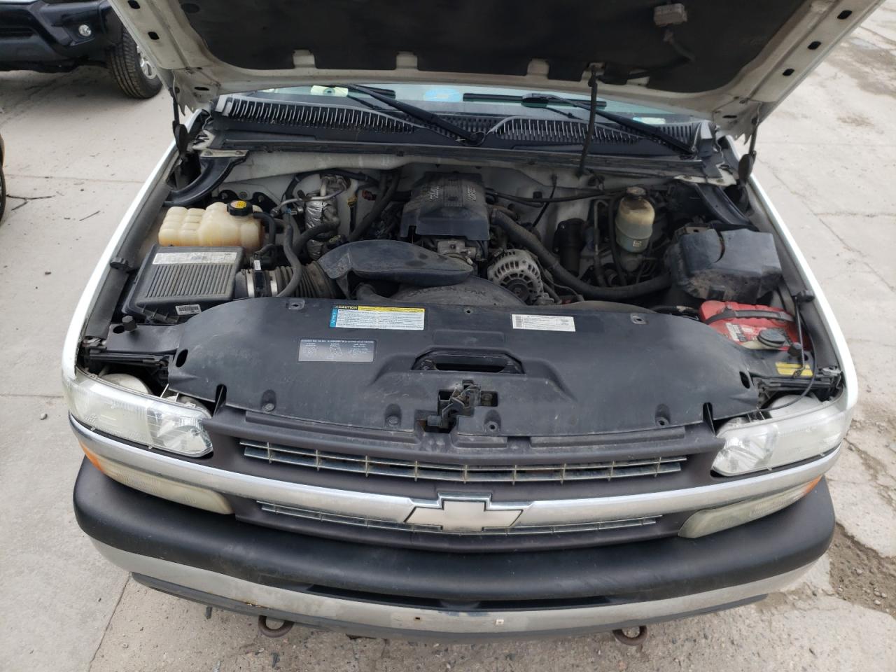 Photo 7 from auction – 2000 CHEVROLET SILVERADO with VIN 1GCGK29U2YE398000