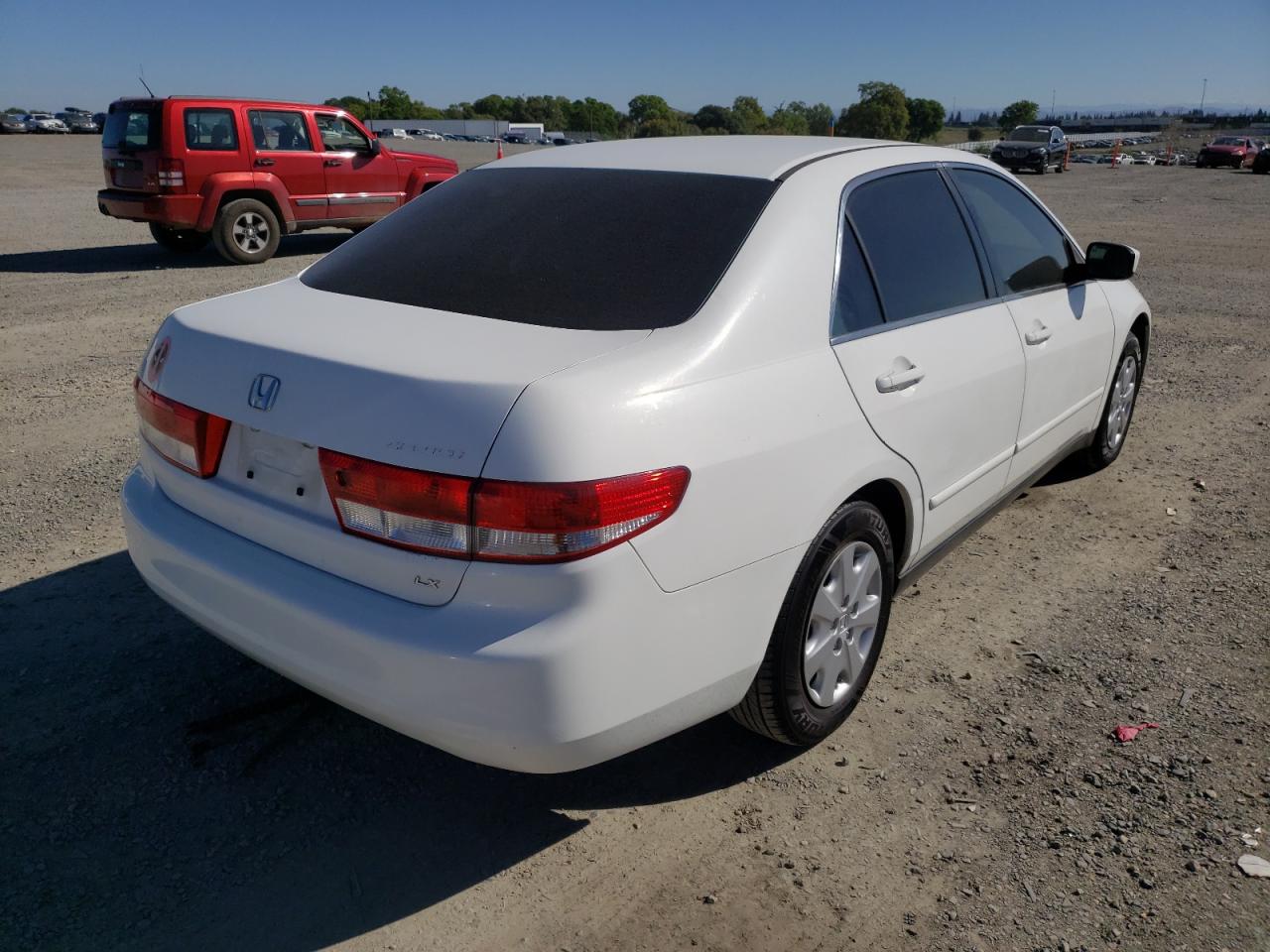 Photo 4 from auction – 2004 HONDA ACCORD LX with VIN JHMCM56344C034168