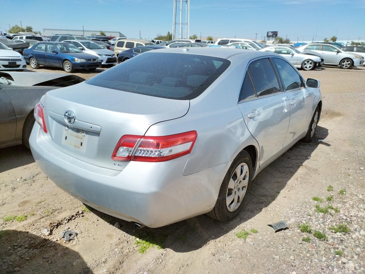Photo 4 from auction – 2011 TOYOTA CAMRY BASE with VIN 4T1BF3EK6BU755518