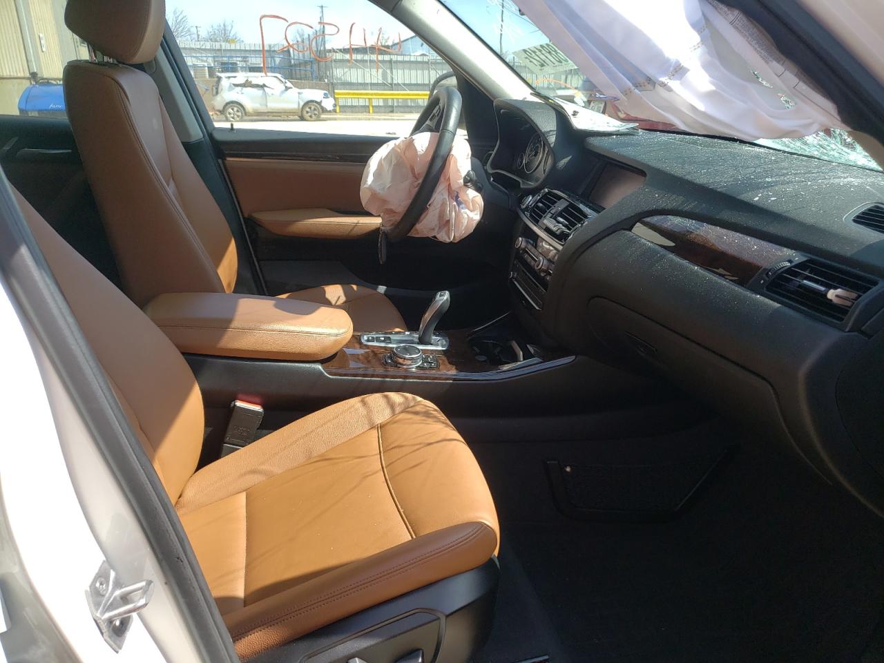Photo 5 from auction – 2016 BMW X3 XDRIVE2 with VIN 5UXWX9C54G0D85298