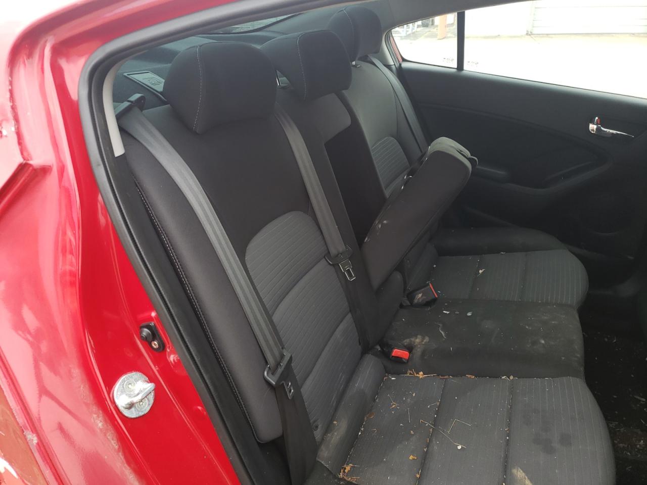 Photo 6 from auction – 2015 KIA FORTE LX with VIN KNAFX4A60F5397427