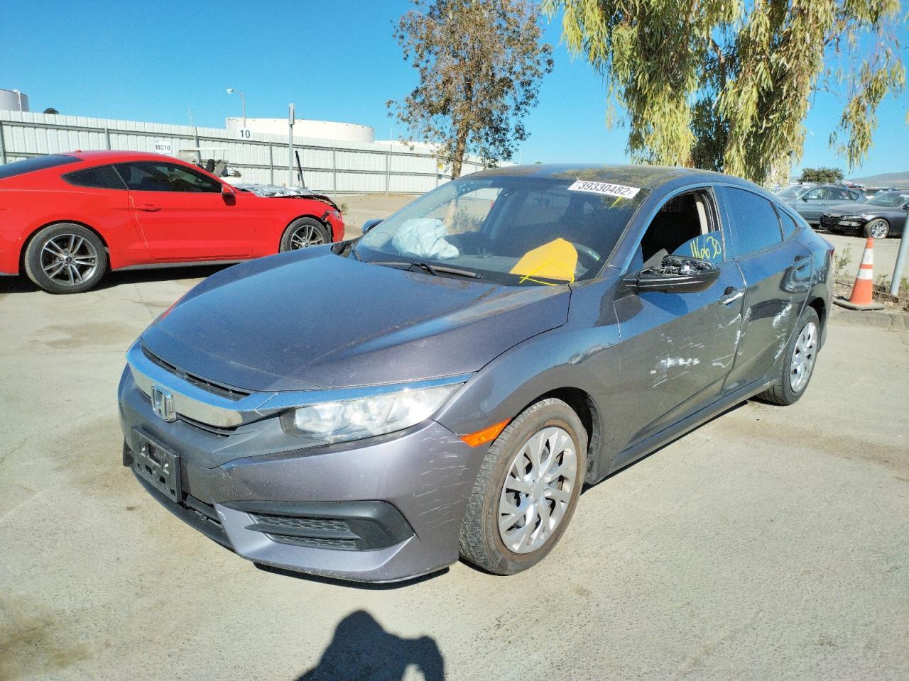 Photo 2 from auction – 2016 HONDA CIVIC LX with VIN 19XFC2F54GE219187