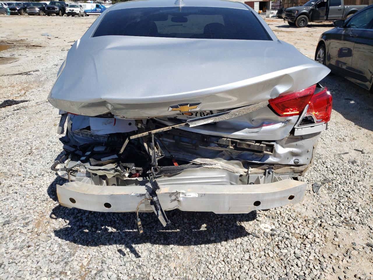 Photo 9 from auction – 2018 CHEVROLET IMPALA LT with VIN 1G1105S32JU110978