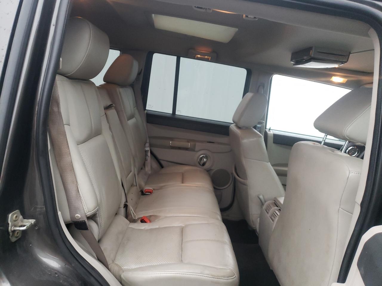 Photo 6 from auction – 2006 JEEP COMMANDER with VIN 1J8HG58266C125165