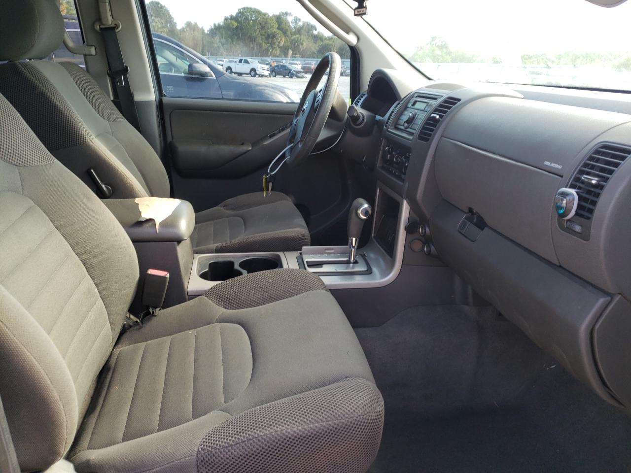 Photo 5 from auction – 2008 NISSAN PATHFINDER with VIN 5N1AR18U18C626332