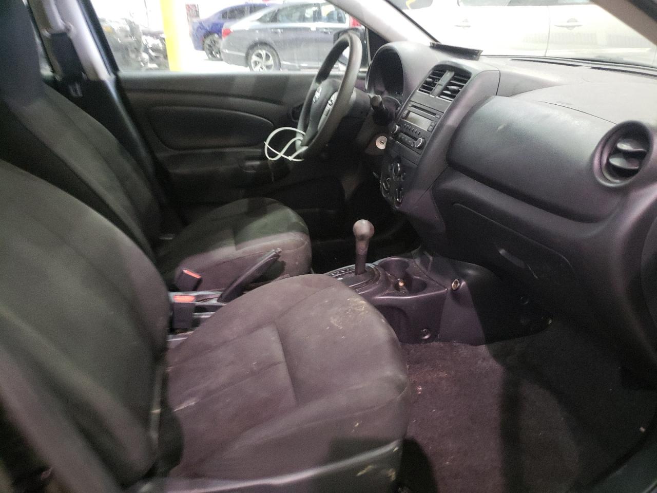 Photo 5 from auction – 2017 NISSAN VERSA S with VIN 3N1CN7AP8HL899372