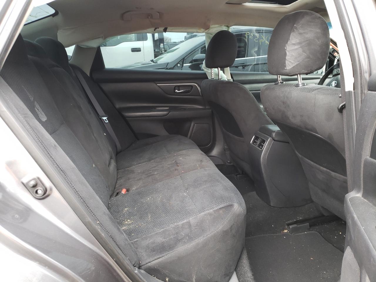 Photo 6 from auction – 2015 NISSAN ALTIMA 2.5 with VIN 1N4AL3APXFC446727