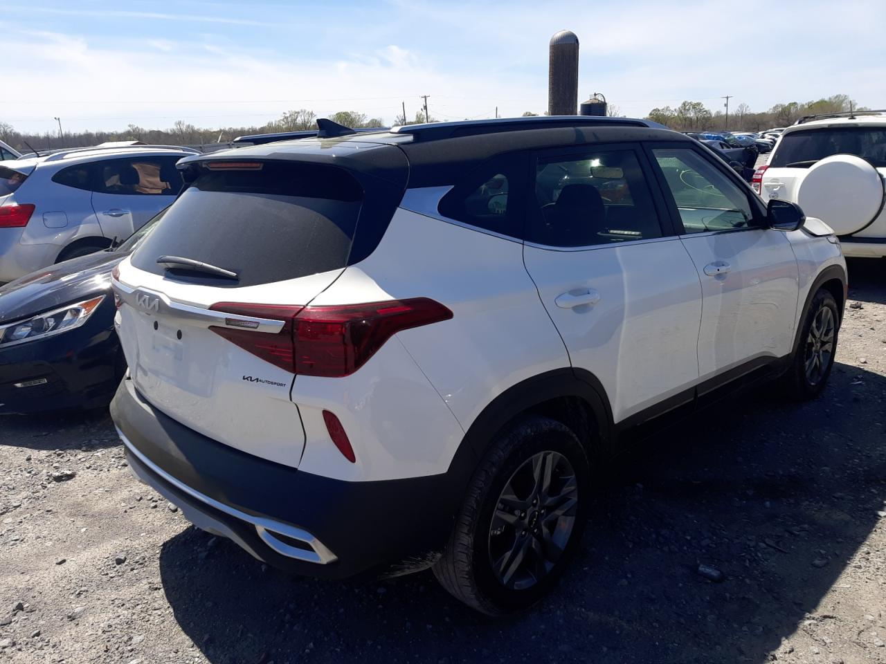 Photo 4 from auction – 2022 KIA SELTOS S with VIN KNDEU2AA7N7259709