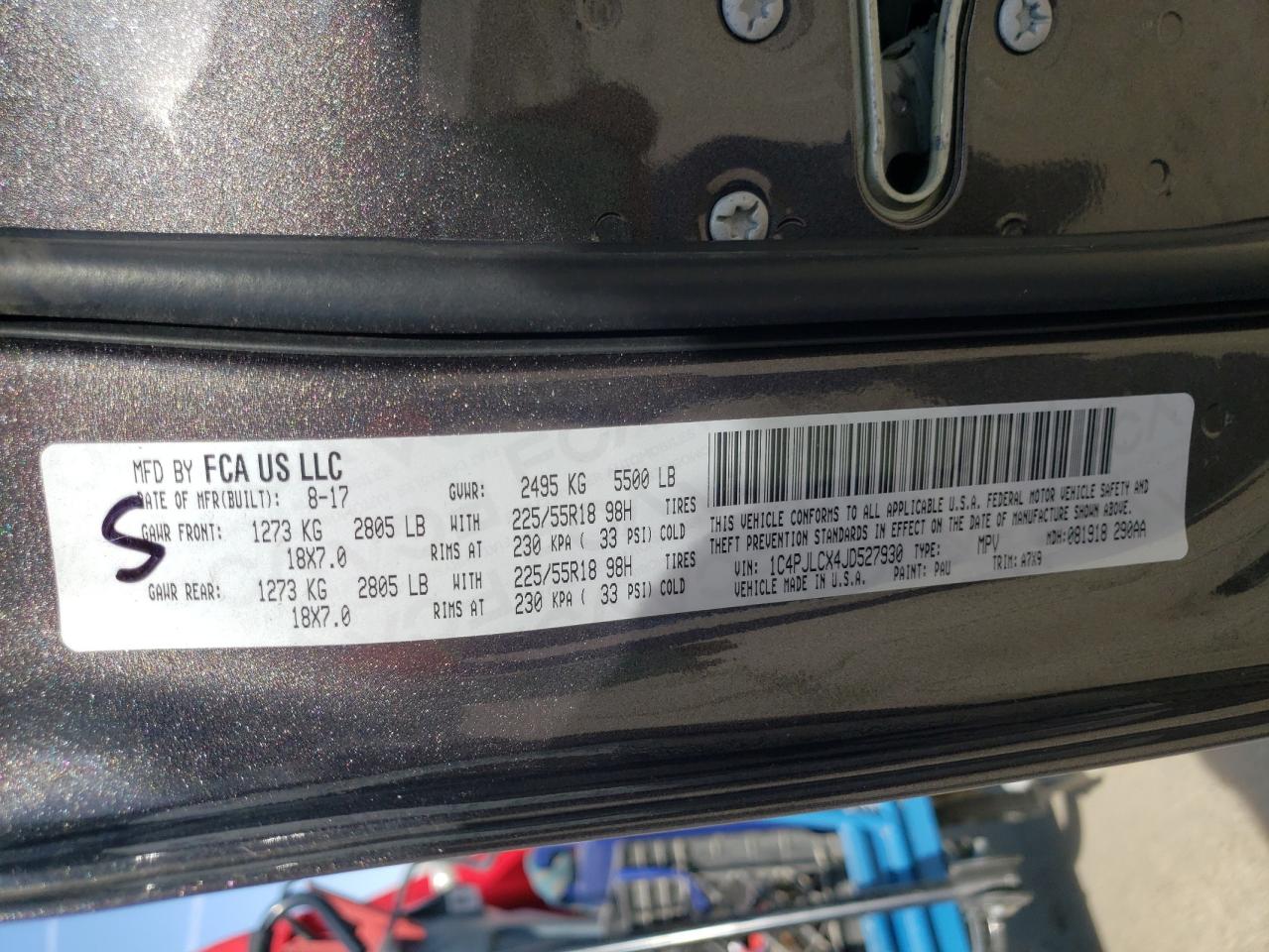 Photo 10 from auction – 2018 JEEP CHEROKEE L with VIN 1C4PJLCX4JD527930