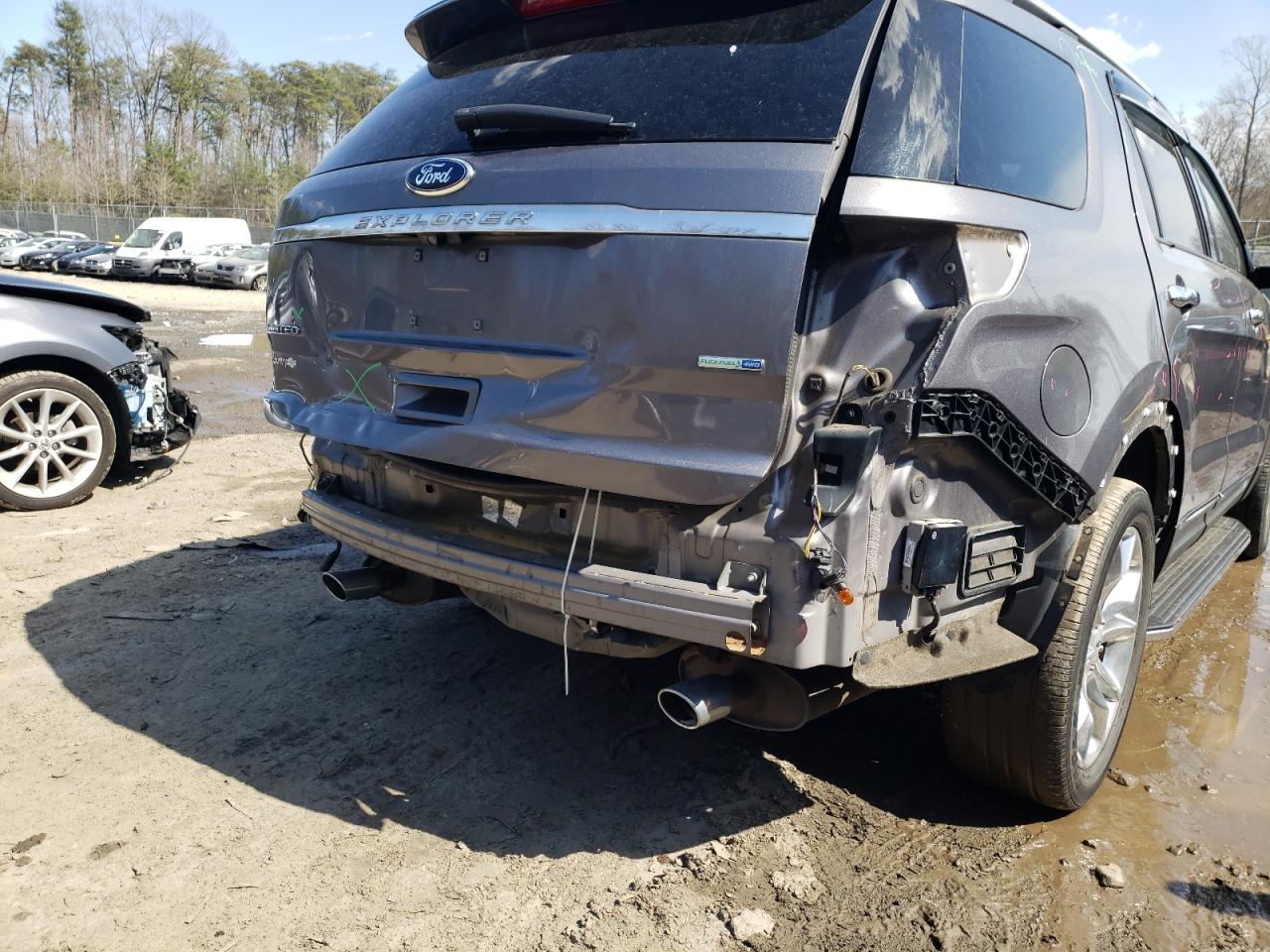 Photo 9 from auction – 2014 FORD EXPLORER L with VIN 1FM5K8F80EGB94325