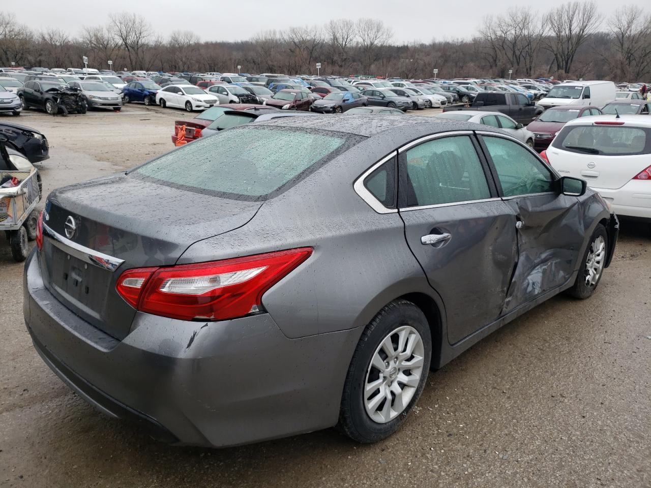 Photo 4 from auction – 2016 NISSAN ALTIMA 2.5 with VIN 1N4AL3AP6GC193813