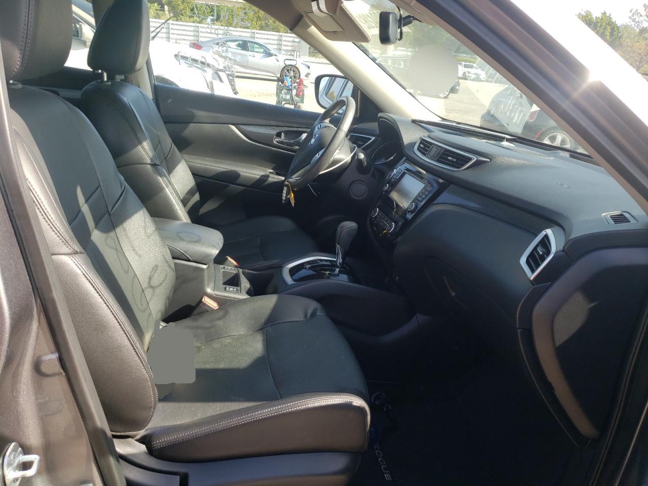 Photo 5 from auction – 2016 NISSAN ROGUE S with VIN KNMAT2MV5GP670027