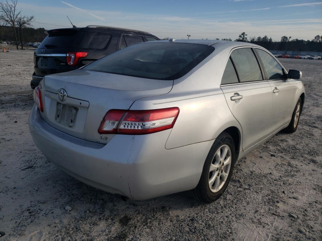 Photo 4 from auction – 2011 TOYOTA CAMRY BASE with VIN 4T1BF3EK5BU727824
