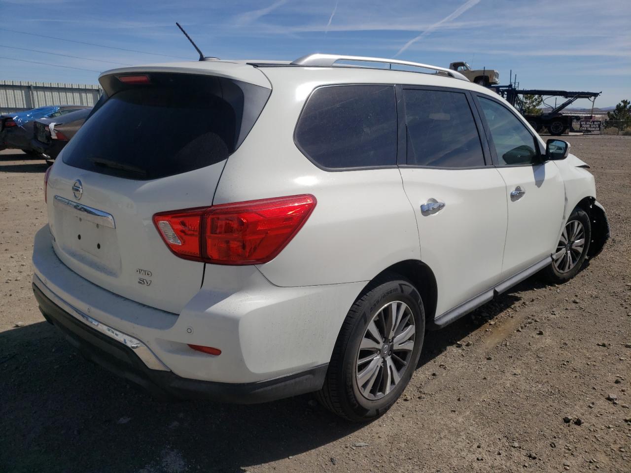 Photo 13 from auction – 2017 NISSAN PATHFINDER with VIN 5N1DR2MM6HC656998