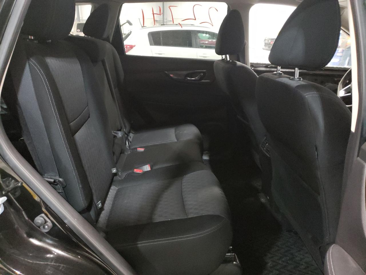Photo 6 from auction – 2019 NISSAN ROGUE S with VIN JN8AT2MVXKW392907