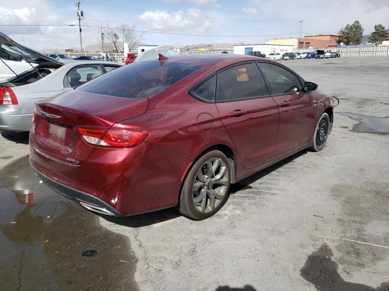 Photo 4 from auction – 2015 CHRYSLER 200 S with VIN 1C3CCCBG4FN626280