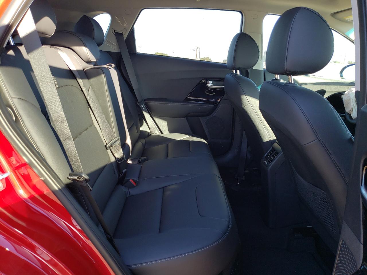 Photo 6 from auction – 2022 KIA NIRO TOURI with VIN KNDCC3LC8N5520792
