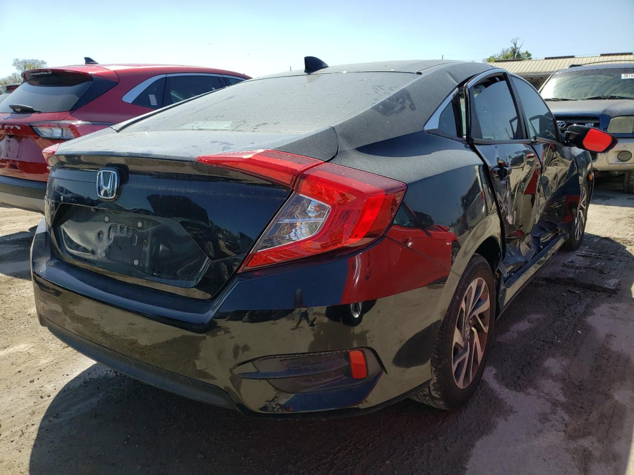 Photo 4 from auction – 2017 HONDA CIVIC EX with VIN 19XFC2F86HE009217