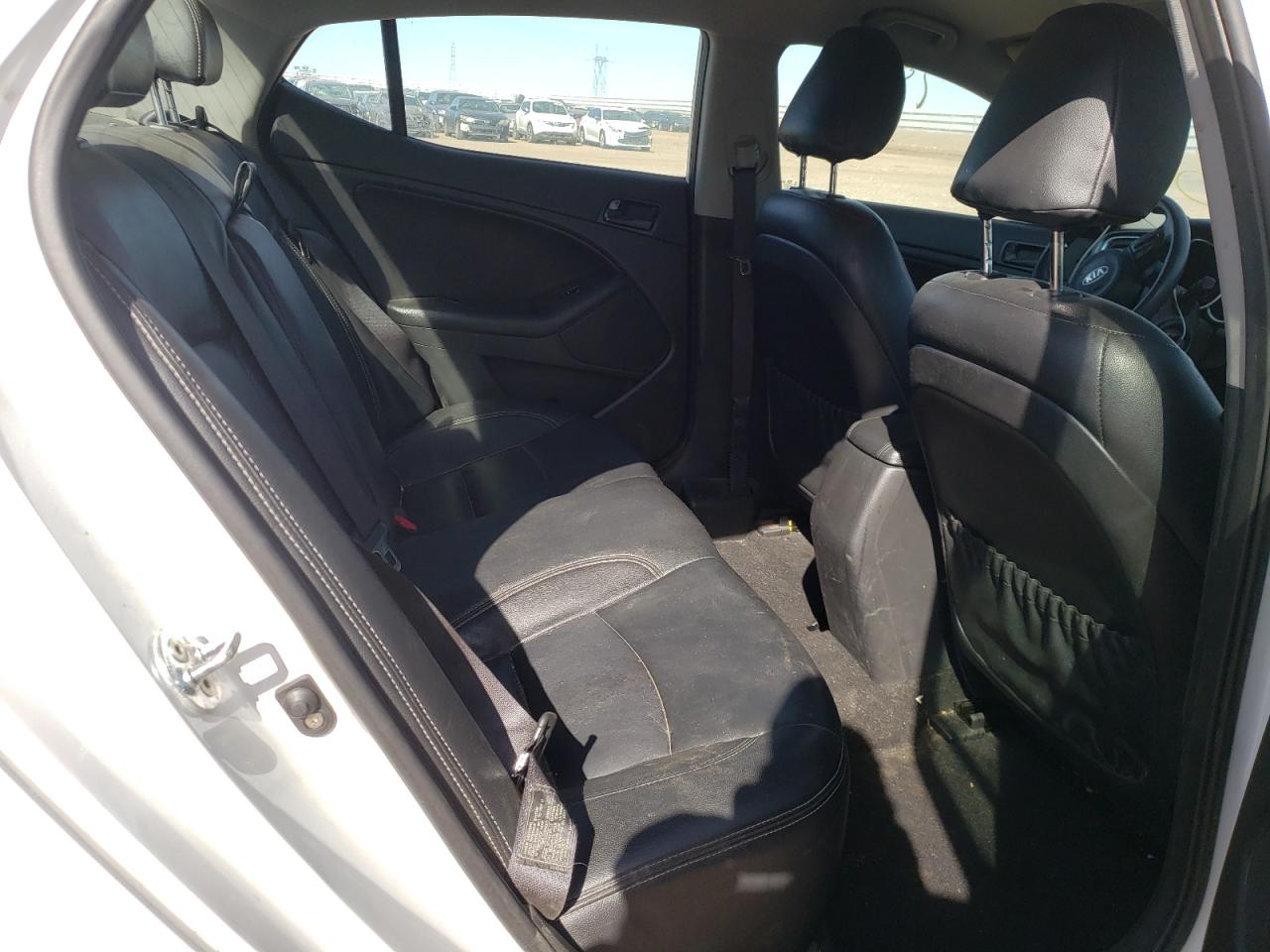 Photo 6 from auction – 2015 KIA OPTIMA LX with VIN KNAGM4A70F5644015