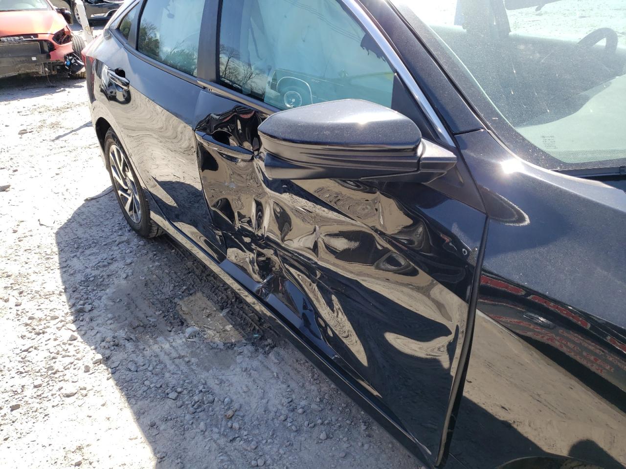 Photo 9 from auction – 2016 HONDA CIVIC EX with VIN 19XFC2F81GE217925