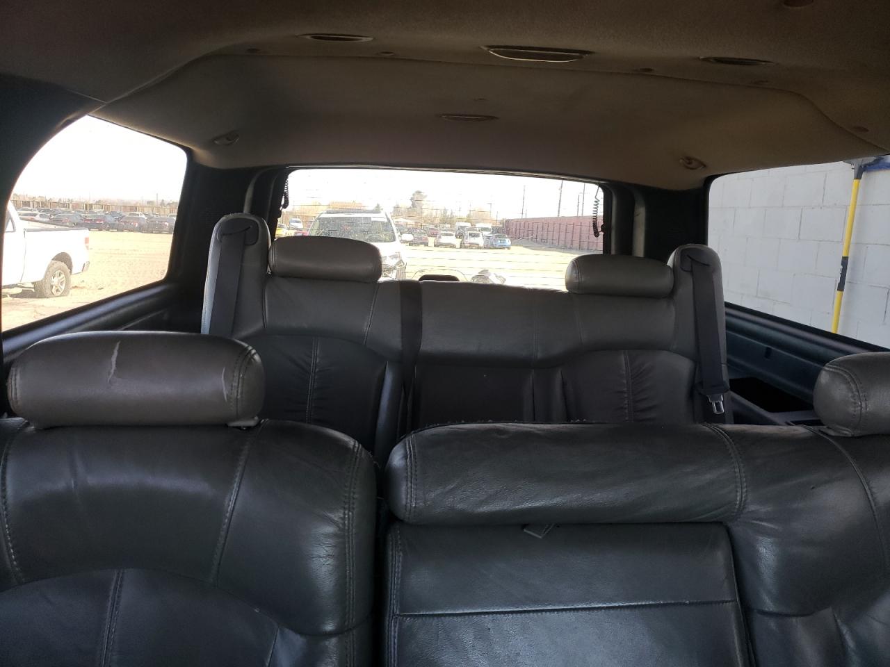 Photo 9 from auction – 2002 CHEVROLET SUBURBAN C with VIN 1GNEC16T82J311328