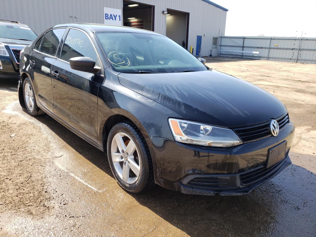 VOLKSWAGEN JETTA BASE 2011 with VIN 3VW1K7AJ6BM305871 - Photo from auction