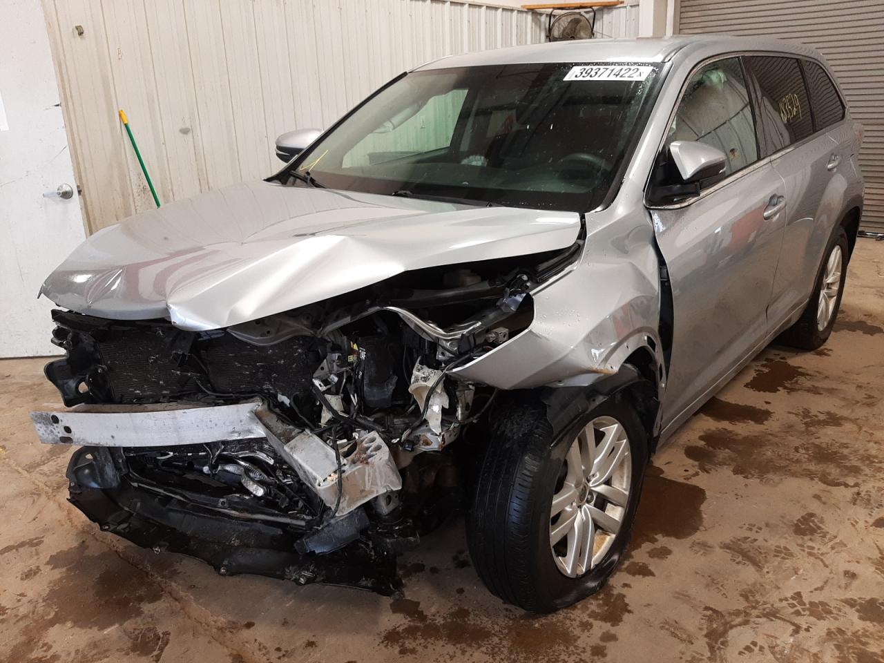 Zdjęcie 2 z aukcji – 2014 TOYOTA HIGHLANDER z VIN 5TDZKRFH1ES016392