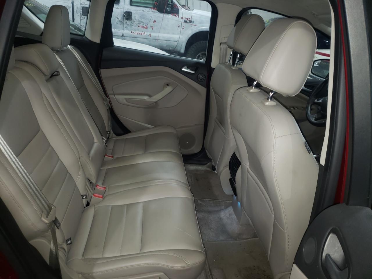 Photo 6 from auction – 2016 FORD C-MAX SEL with VIN 1FADP5BU3GL104670