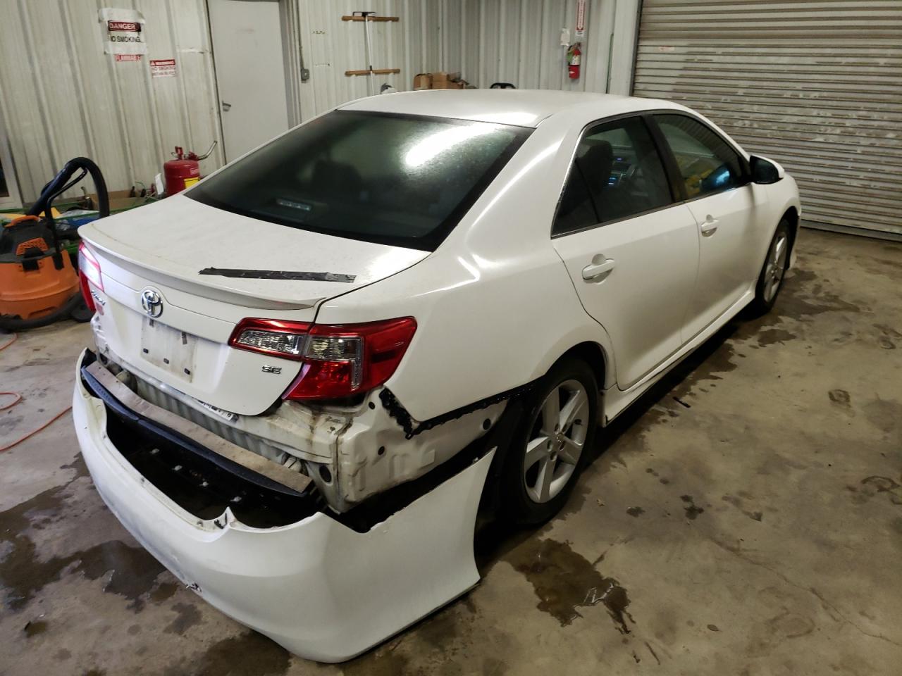 Photo 4 from auction – 2012 TOYOTA CAMRY BASE with VIN 4T1BF1FK9CU593730