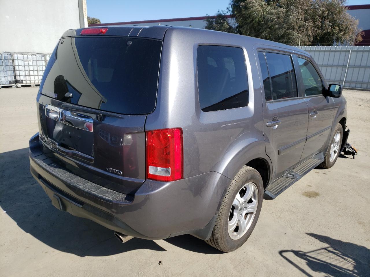 Фото 4 с аукциона – 2014 HONDA PILOT EXL с VIN 5FNYF4H53EB034645