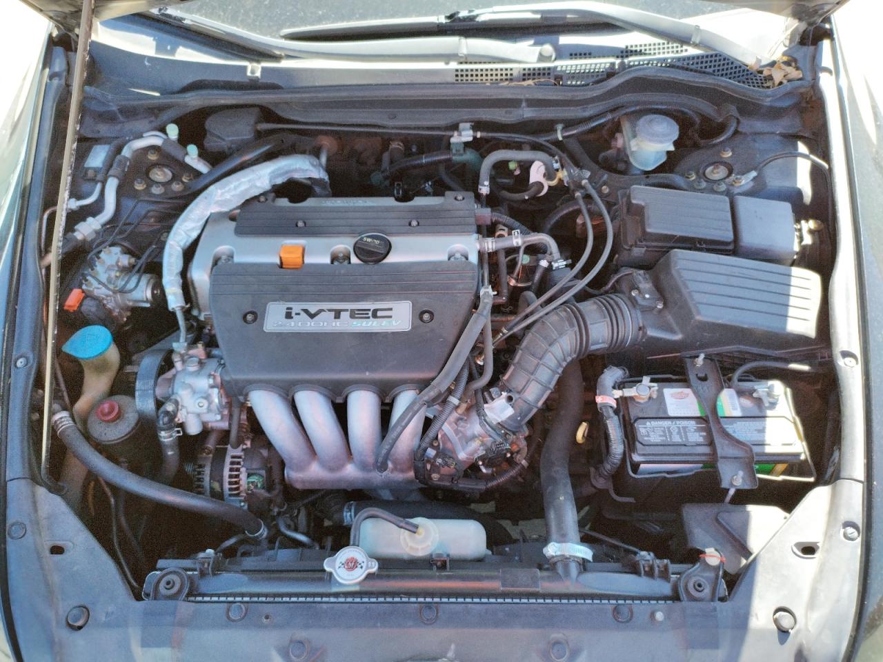 Photo 7 from auction – 2004 HONDA ACCORD EX with VIN JHMCM56854C007122