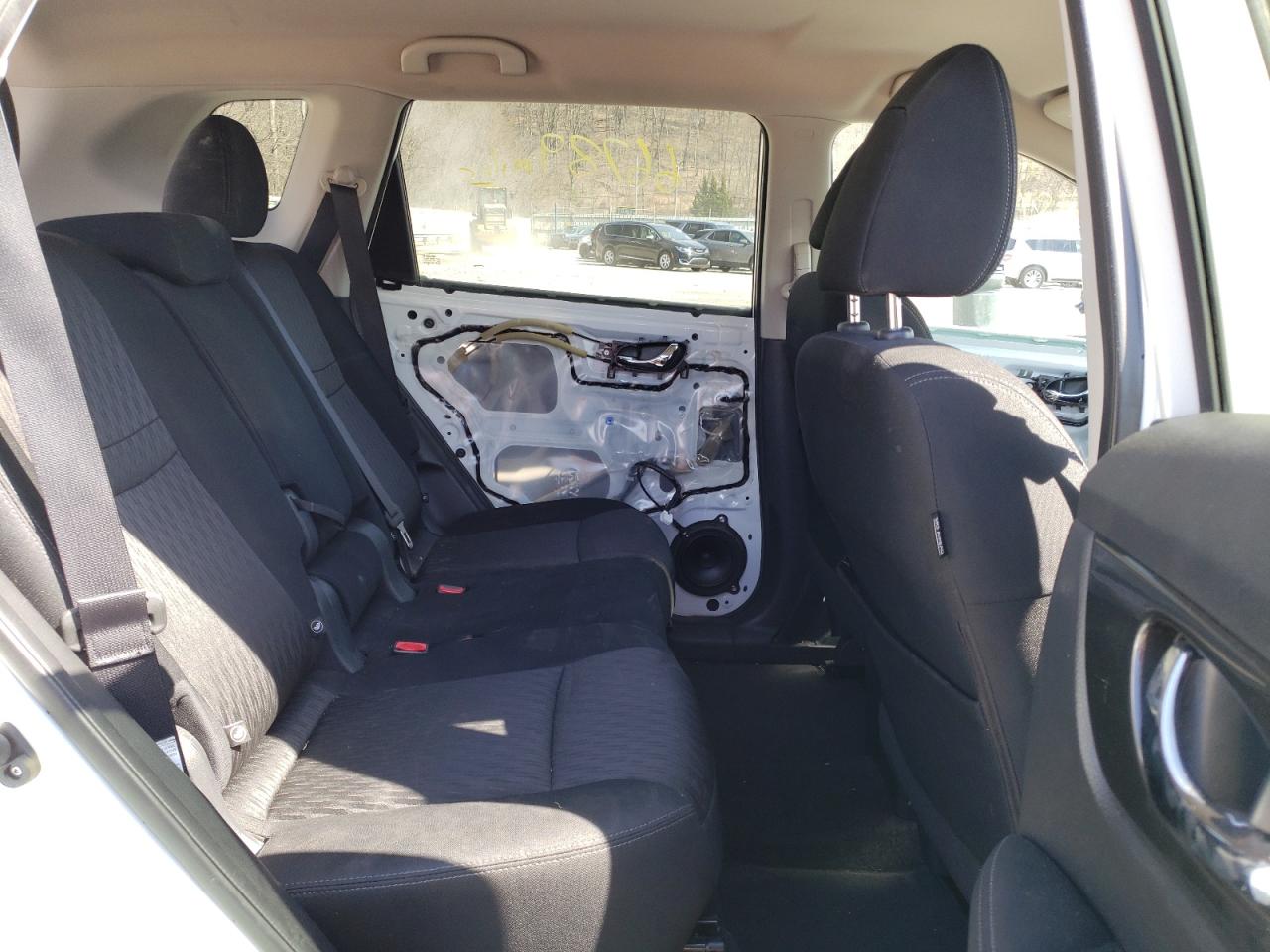 Фото 6 с аукциона – 2017 NISSAN ROGUE S с VIN KNMAT2MT2HP526192