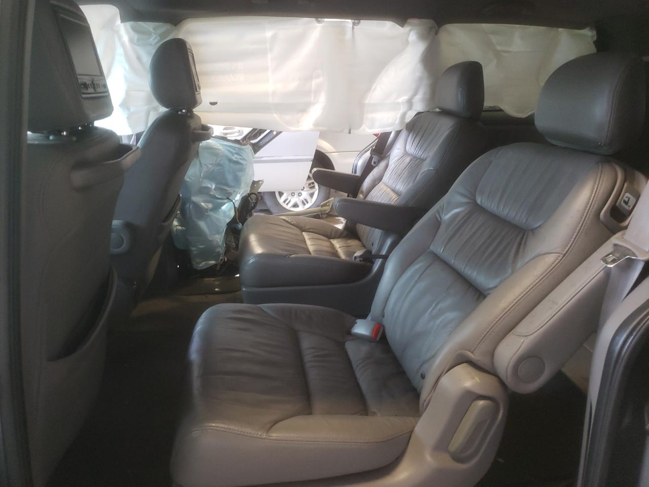 Photo 6 from auction – 2010 HONDA ODYSSEY EX with VIN 5FNRL3H60AB053874