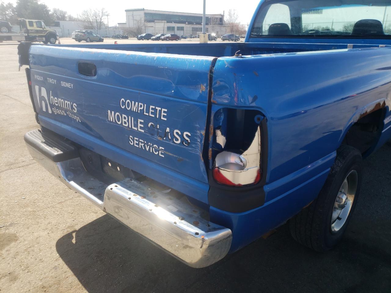 Photo 9 from auction – 1999 DODGE RAM 1500 with VIN 1B7HC16Y4XS302029